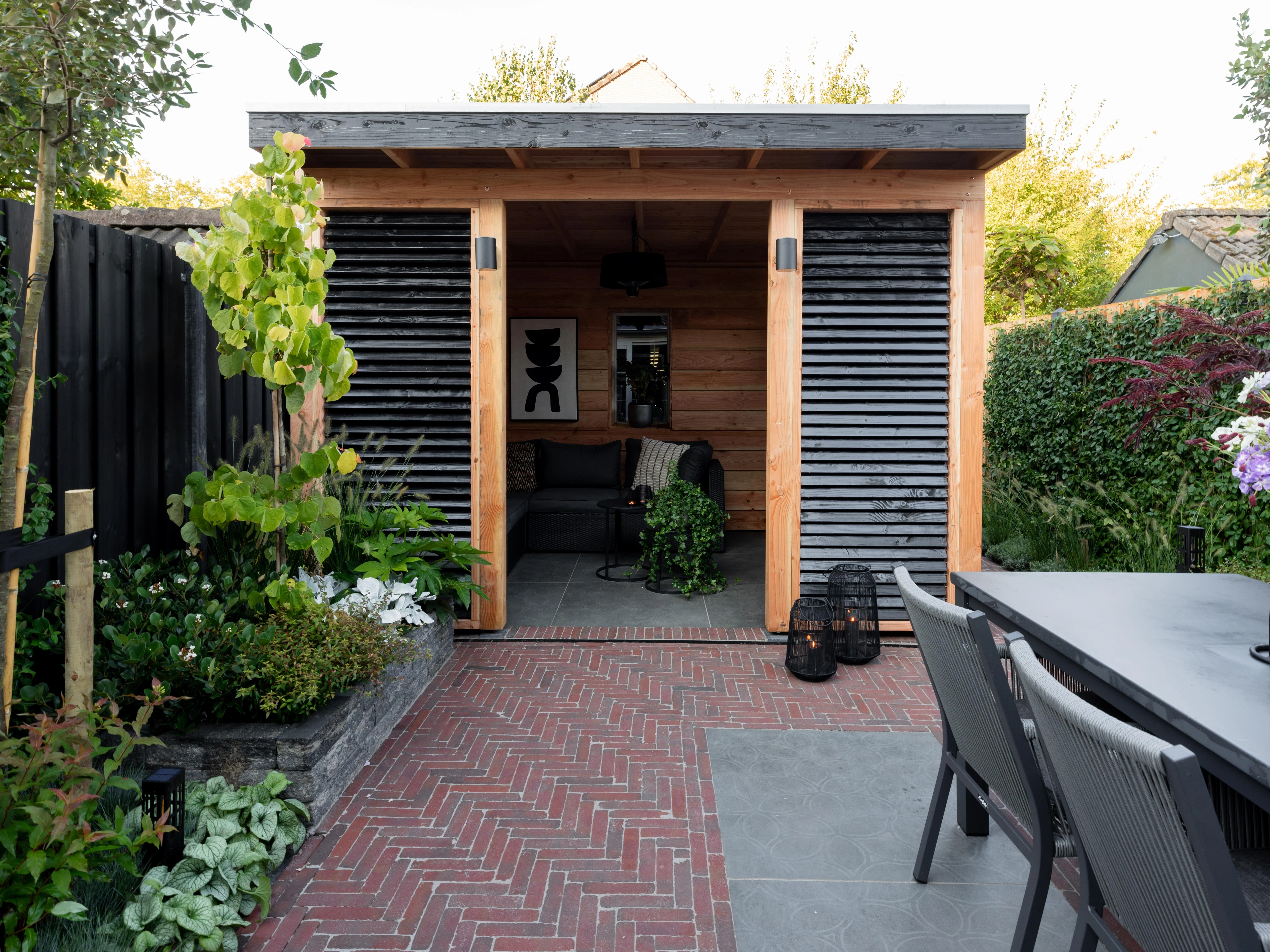 Douglas overkapping, 400 x 250, met achterwand, Westwood Comfort Zwart - Afbeelding 2